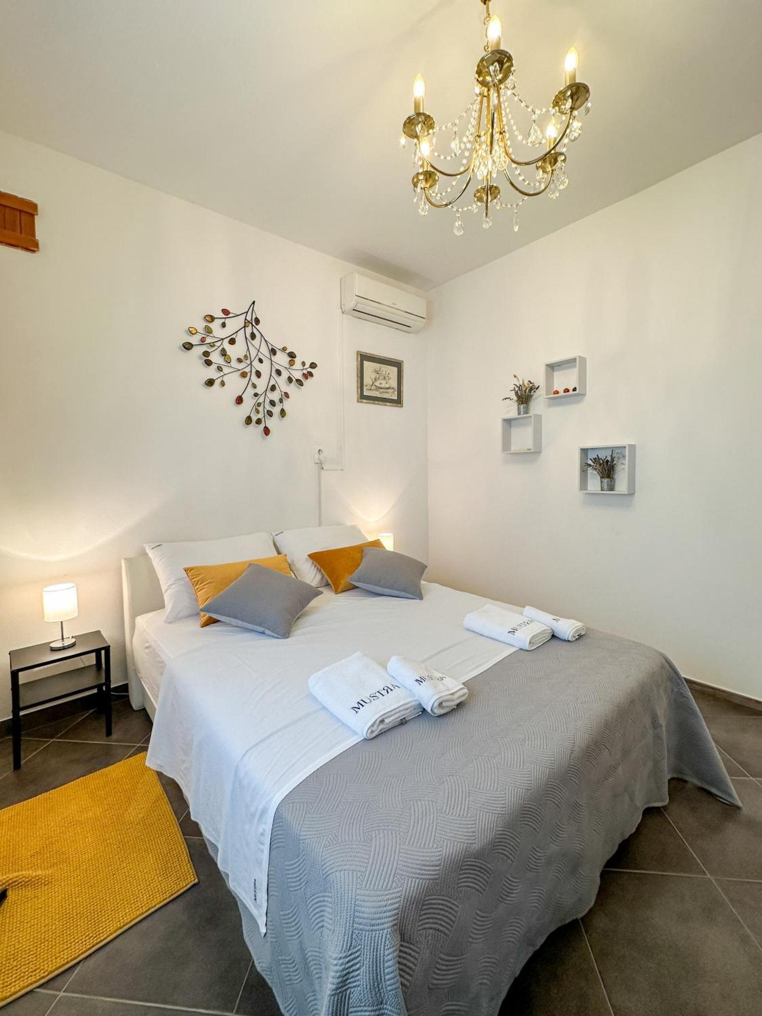 Mustra House Zadar - Private Pool & Sauna Экстерьер фото